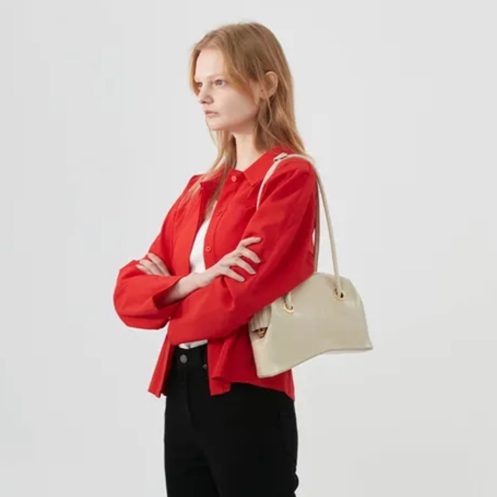W Concept Korean designer OSOI circle brot shoulder bag in beige crinkle leather